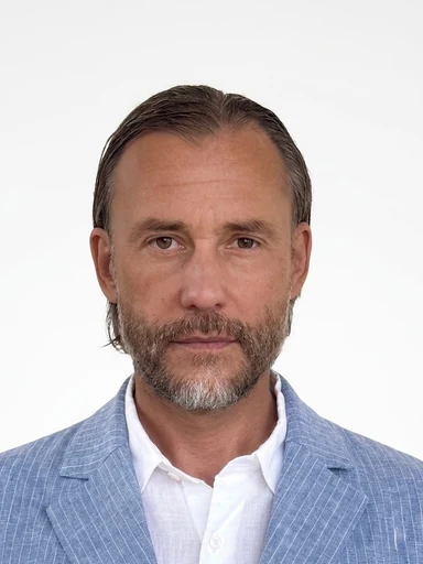 Yuri Khechoyan, founder of DARIVIA
